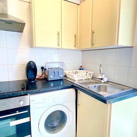 Modern And Cosy Studio Flat London Ngoại thất bức ảnh