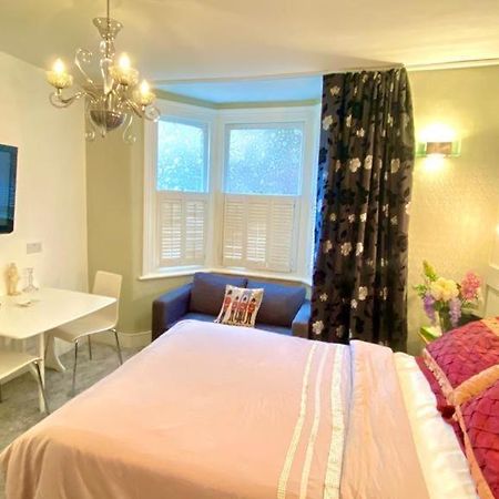 Modern And Cosy Studio Flat London Ngoại thất bức ảnh